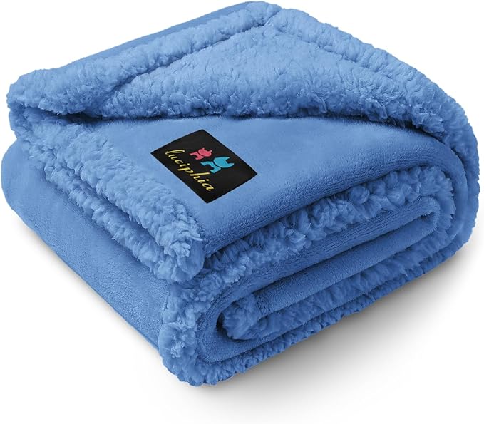 Luciphia Waterproof Pet Blanket, Liquid Pee Proof Dog Blanket by luciphia