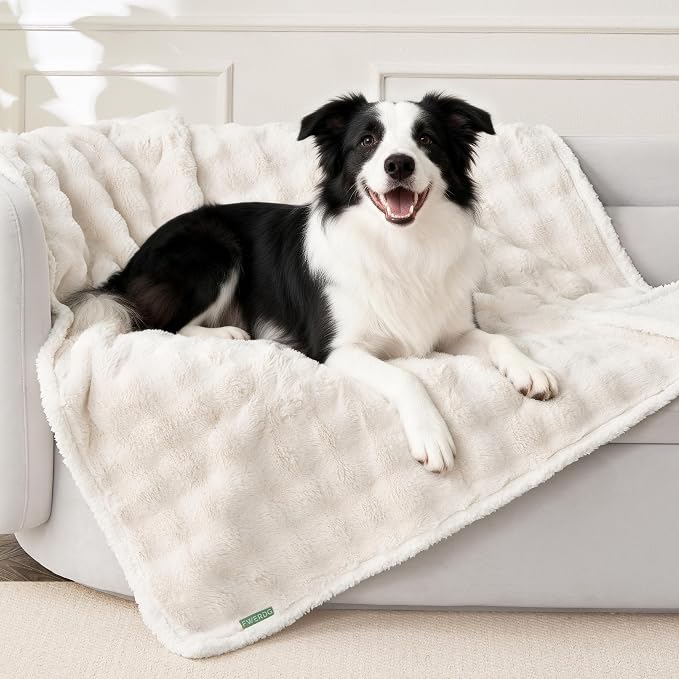 Soft Cozy Waterproof Dog Blanket by Fwerdg