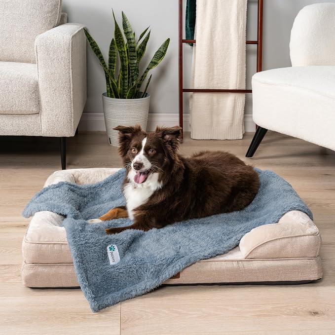 PetAmi Fluffy Waterproof Dog Blanket - Image 3